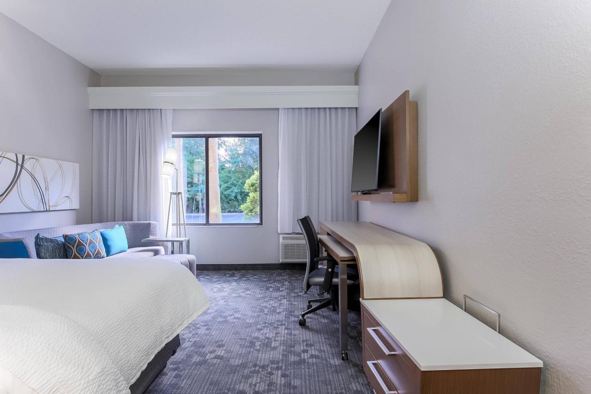 คอร์ตยาร์ด แทมปา แบรนดอน Hotel Heartland ภายนอก รูปภาพ