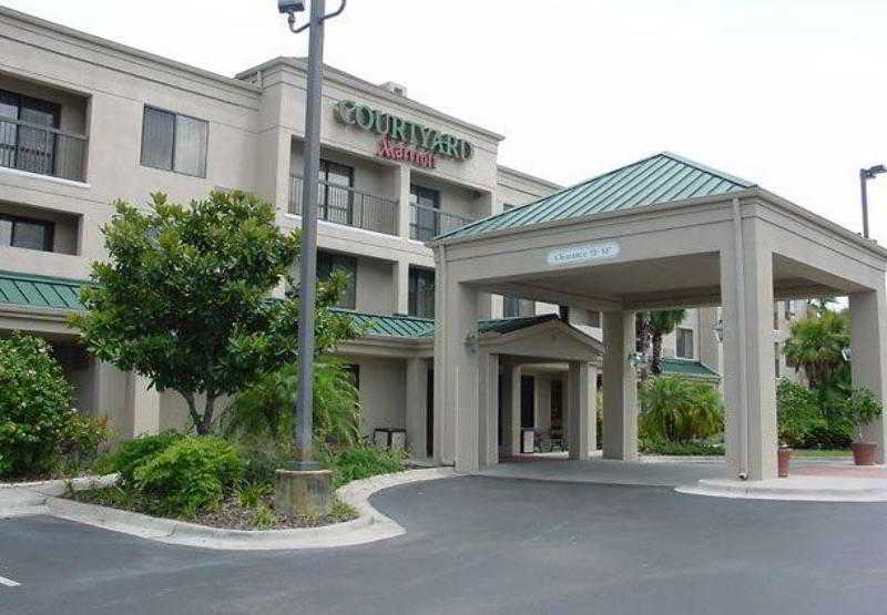 คอร์ตยาร์ด แทมปา แบรนดอน Hotel Heartland ภายนอก รูปภาพ